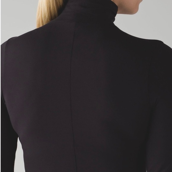 Lululemon Layer Me Turtleneck Long Sleeve Shirt XS - Picture 3 of 7